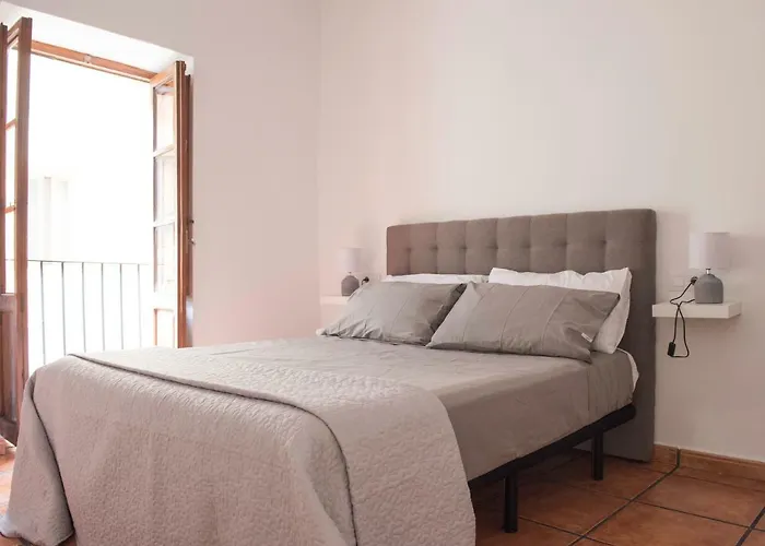 Ambrosio Flats - El Carmen *
